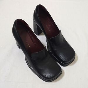 Nine West Black Kinetic Chunky Leather Heels Size 7